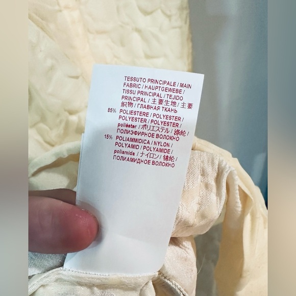 NWT Marni 3D Floral Turtleneck Sleeveless Top Pale Yellow IT 40 (US 4) - Picture 14 of 14